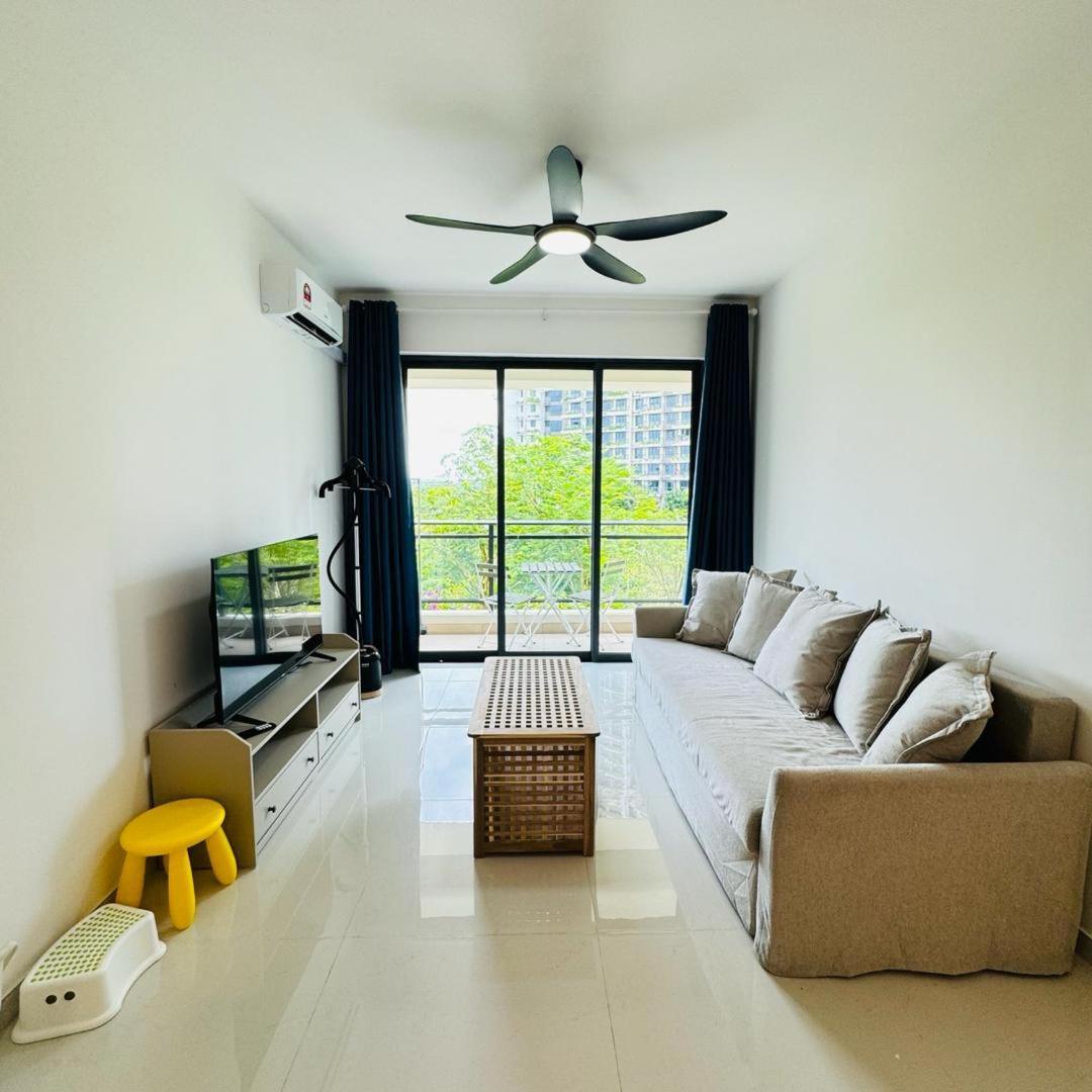 Forest City Sea View Homestay Gelang Patah Ngoại thất bức ảnh